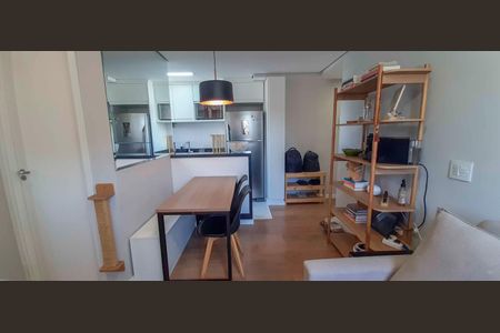 Apartamento à venda com 41m², 2 quartos e 1 vaga Apartamento à venda com 41m², 2 quartos e 1 vagaSala de Jantar