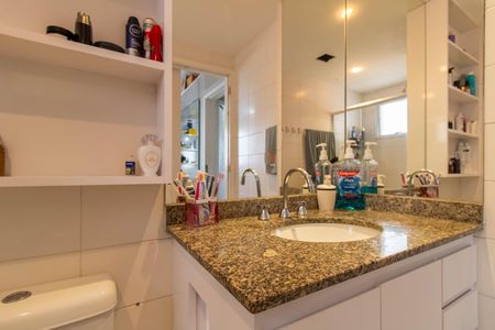 Apartamento à venda com 86m², 3 quartos e 2 vagas Apartamento à venda com 86m², 3 quartos e 2 vagasSuíte 2