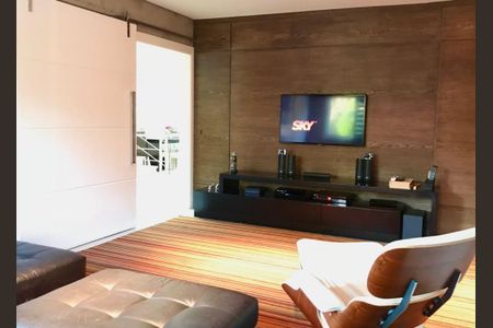Casa à venda com 4 quartos, 474m² em Residencial Quatro (Alphaville), Santana de Parnaíba