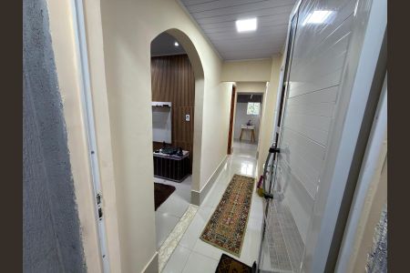 Casa para alugar com 95m², 4 quartos e 1 vaga Casa para alugar com 95m², 4 quartos e 1 vagaCorredor