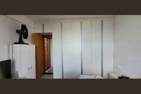 Apartamento para alugar com 80m², 3 quartos e 3 vagas Apartamento para alugar com 80m², 3 quartos e 3 vagasarmário suite