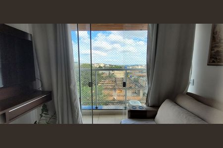 varanda da sala  de apartamento para alugar com 3 quartos, 80m² em Senhora das Gracas, Betim