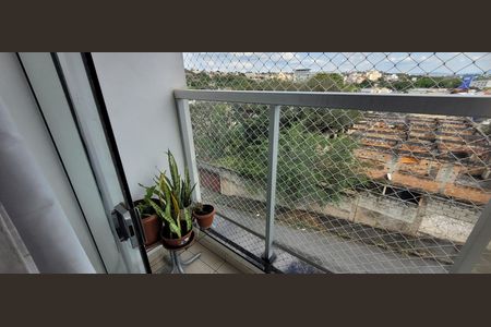 varanda da sala  de apartamento para alugar com 3 quartos, 80m² em Senhora das Gracas, Betim