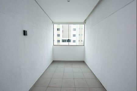 Apartamento para alugar com 150m², 3 quartos e 2 vagas Apartamento para alugar com 150m², 3 quartos e 2 vagasÁrea de serviço