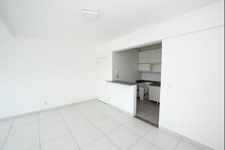 Apartamento para alugar com 150m², 3 quartos e 2 vagas Apartamento para alugar com 150m², 3 quartos e 2 vagasSala