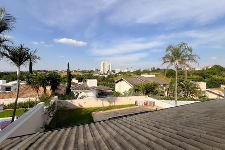 Casa de condomínio à venda com 218m², 4 quartos e 4 vagas Casa de condomínio à venda com 218m², 4 quartos e 4 vagasVista do Quarto 2