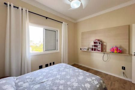 Casa de condomínio à venda com 218m², 4 quartos e 4 vagas Casa de condomínio à venda com 218m², 4 quartos e 4 vagasQuarto 2
