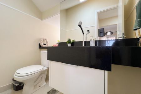 Casa de condomínio à venda com 218m², 4 quartos e 4 vagas Casa de condomínio à venda com 218m², 4 quartos e 4 vagasLavabo