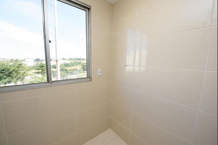 Apartamento para alugar com 47m², 2 quartos e 1 vaga Apartamento para alugar com 47m², 2 quartos e 1 vagaCozinha e Área de Serviço