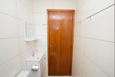 Apartamento para alugar com 47m², 2 quartos e 1 vaga Apartamento para alugar com 47m², 2 quartos e 1 vagaBanheiro