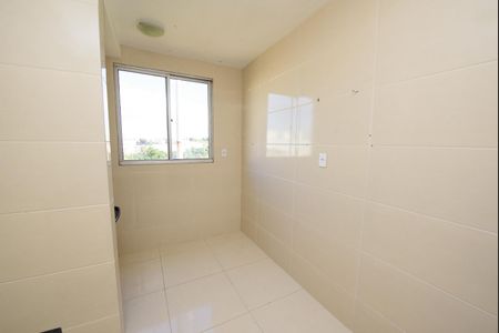 Apartamento para alugar com 47m², 2 quartos e 1 vaga Apartamento para alugar com 47m², 2 quartos e 1 vagaCozinha e Área de Serviço