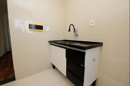 Apartamento para alugar com 47m², 2 quartos e 1 vaga Apartamento para alugar com 47m², 2 quartos e 1 vagaCozinha e Área de Serviço