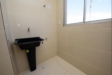 Apartamento para alugar com 47m², 2 quartos e 1 vaga Apartamento para alugar com 47m², 2 quartos e 1 vagaCozinha e Área de Serviço