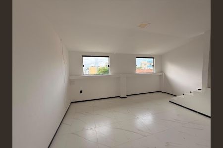 Casa de condomínio para alugar com 75m², 1 quarto e sem vaga Casa de condomínio para alugar com 75m², 1 quarto e sem vagaSala