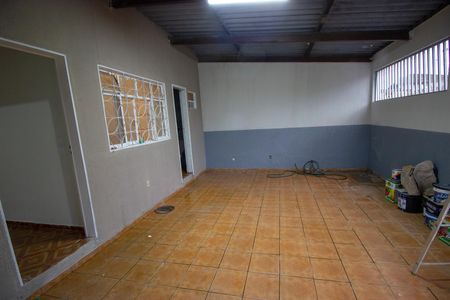 Casa para alugar com 83m², 2 quartos e 2 vagasÁrea externa