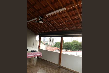 Casa à venda com 90m², 4 quartos e 3 vagasVaranda