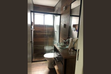 Casa à venda com 90m², 4 quartos e 3 vagasBanheiro