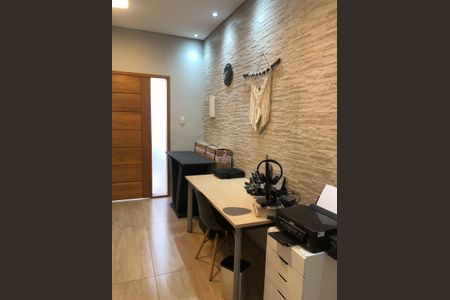 Casa à venda com 90m², 4 quartos e 3 vagasSala