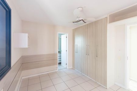 Apartamento para alugar com 90m², 2 quartos e 1 vagaSuíte