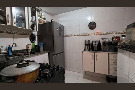 Apartamento à venda com 55m², 2 quartos e sem vaga Apartamento à venda com 55m², 2 quartos e sem vagaCozinha e Área de Serviço