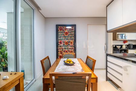Apartamento à venda com 274m², 3 quartos e 4 vagas