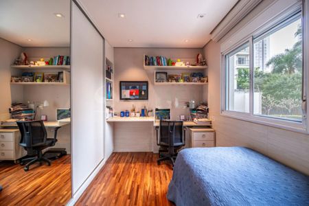 Apartamento à venda com 274m², 3 quartos e 4 vagas