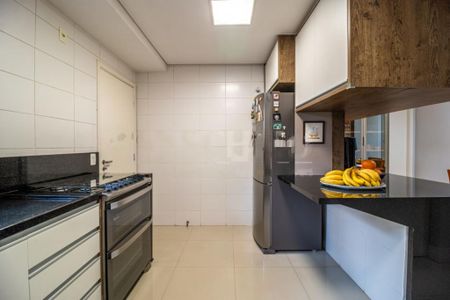 Apartamento à venda com 274m², 3 quartos e 4 vagas
