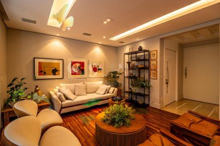 Apartamento à venda com 274m², 3 quartos e 4 vagas