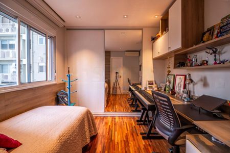 Apartamento à venda com 274m², 3 quartos e 4 vagas
