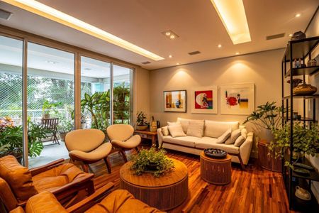 Apartamento à venda com 274m², 3 quartos e 4 vagas