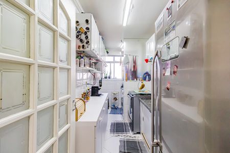 Apartamento à venda com 54m², 2 quartos e 1 vaga Apartamento à venda com 54m², 2 quartos e 1 vagaCozinha e Área de Serviço