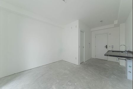 Quarto de kitnet/studio à venda com 1 quarto, 27m² em Santo Amaro, São Paulo