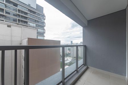 Studio à venda com 27m², 1 quarto e sem vaga Studio à venda com 27m², 1 quarto e sem vagaVaranda