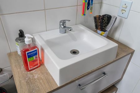 Apartamento à venda com 72m², 3 quartos e 1 vaga Apartamento à venda com 72m², 3 quartos e 1 vagaBanheiro da Suíte