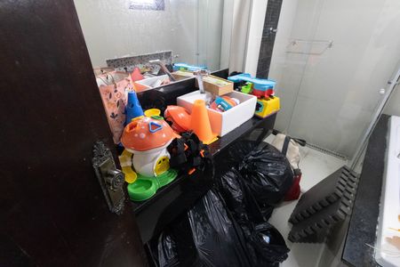 Casa à venda com 160m², 3 quartos e 4 vagasBanheiro