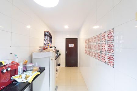 Casa à venda com 160m², 3 quartos e 4 vagasCozinha e Área de Serviço