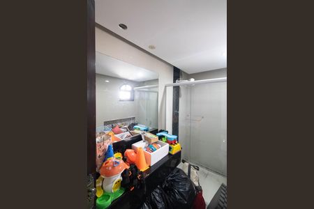 Casa à venda com 160m², 3 quartos e 4 vagasBanheiro