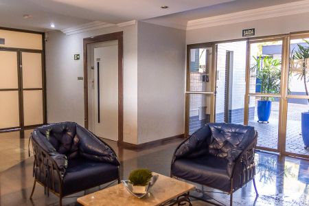 Apartamento para alugar com 107m², 3 quartos e 1 vaga Apartamento para alugar com 107m², 3 quartos e 1 vagaÁrea comum-Hall de entrada bloco