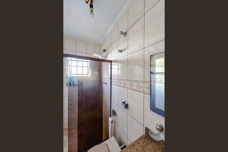 Casa para alugar com 142m², 3 quartos e 2 vagasBanheiro