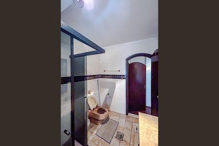 Casa para alugar com 142m², 3 quartos e 2 vagasBanheiro da Suíte