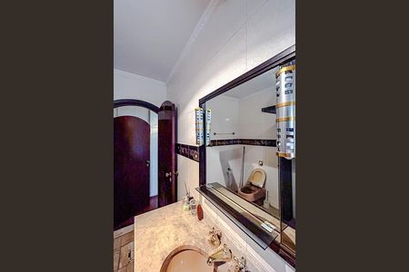 Casa para alugar com 142m², 3 quartos e 2 vagasBanheiro da Suíte