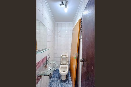 Casa para alugar com 142m², 3 quartos e 2 vagasBanheiro de serviço