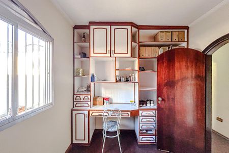 Casa para alugar com 142m², 3 quartos e 2 vagasQuarto 2