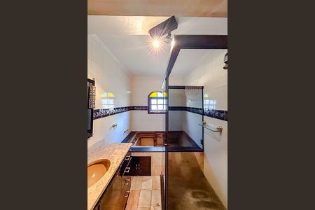 Casa para alugar com 142m², 3 quartos e 2 vagasBanheiro da Suíte