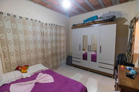 Casa para alugar com 120m², 1 quarto e 2 vagasSala