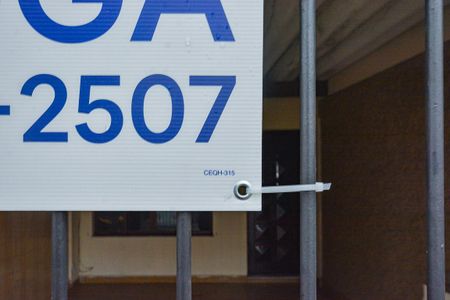 Casa para alugar com 110m², 3 quartos e 1 vaga Casa para alugar com 110m², 3 quartos e 1 vagaFachada