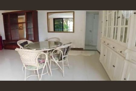 Apartamento à venda com 227m², 5 quartos e 3 vagas