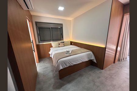 Studio para alugar com 32m², 1 quarto e 1 vaga Studio para alugar com 32m², 1 quarto e 1 vagaStudio