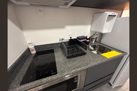 Studio para alugar com 32m², 1 quarto e 1 vaga Studio para alugar com 32m², 1 quarto e 1 vagaCozinha