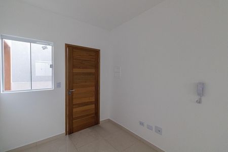 Sala/Cozinha/Área de Serviço de apartamento para alugar com 2 quartos, 40m² em Cidade Líder, São Paulo